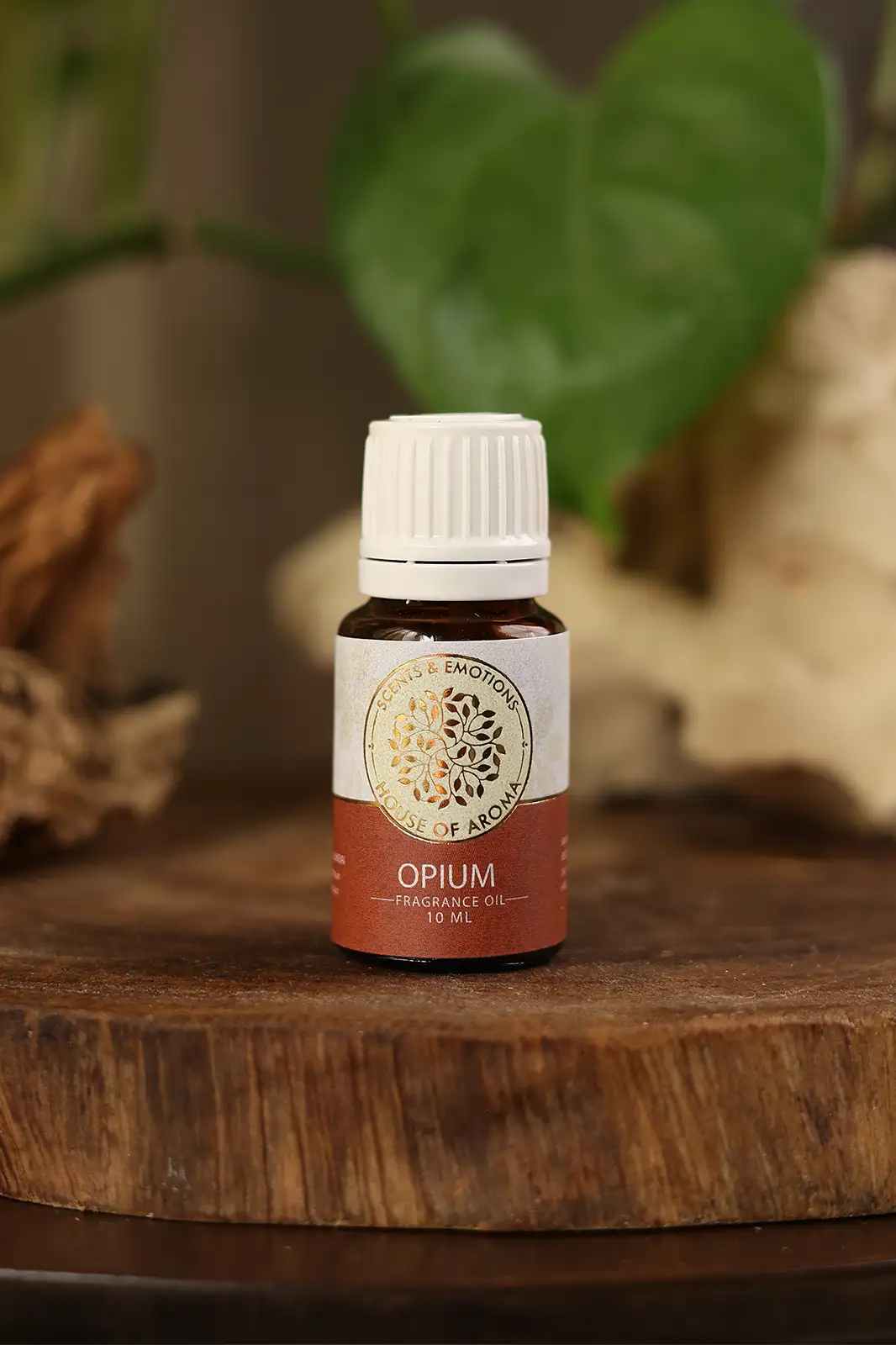 Fragrance Oil, Aroma oil, Synthetic oils, Fragrance oil for candles, oil for diffusers, Aromatic oil, Candle oil, Aromatherapy oil, oil manufacturers, House of Aroma, opium fragrance oil, oil-soluble fragrance, water-soluble fragrance oils, opium aroma oil, opium oil, black opium oil, black opium oil fragrance, black opium oil benefits