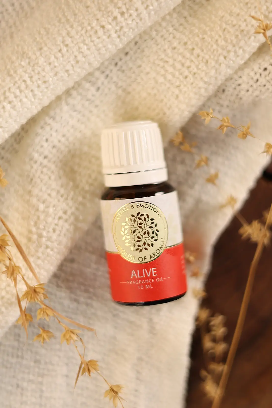 alive fragrance oil 100ml, Fragrance Oil, Aroma oil, Synthetic oils, Fragrance oil for candles, oil for diffusers, Aromatic oil, Candle oil, Aromatherapy oil, oil manufacturers, House of Aroma, alive fragrance oil, fragrance oil for candles, floral scents, alive oil, alive scented oil, alive aroma oil, alive oil benefits, alive oil uses, alive fragrance oil, fragrance brands in India
