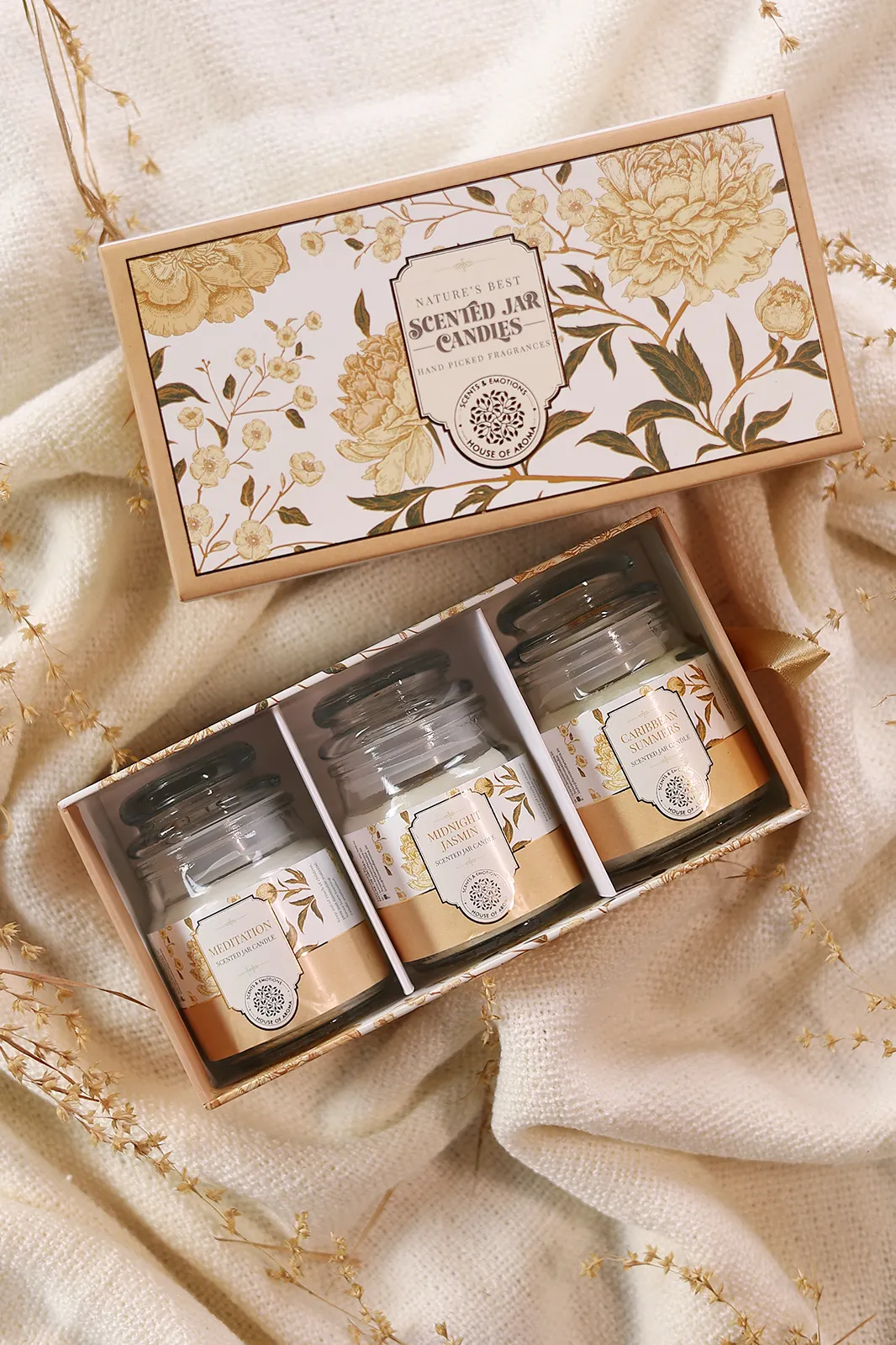 scented candle gift set combo pack, fragrance candle gift set, candle gift set online, luxury candle gift set, scented candle set, combo pack, scented candle online, gift set for women, festival gift set, gift for girls, gift to man, anniversary gift, Diwali candle gift set, fragrance gifts, candle gifts for Christmas, house of aroma