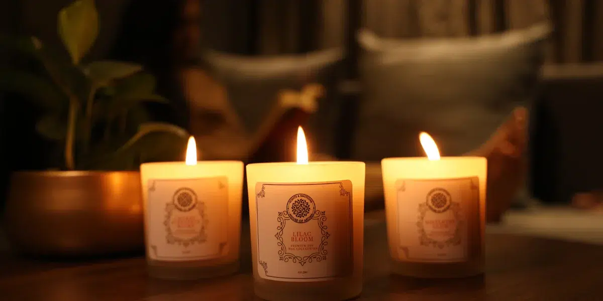 Scented candle gift set with natural scented candles and scented jar candles