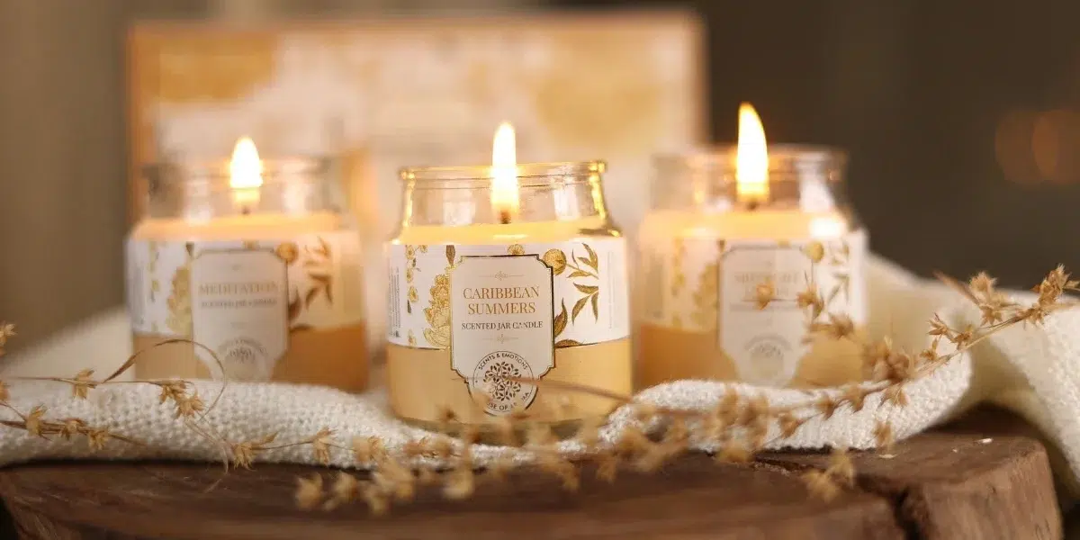 What Is a Scented Candle Gift Set?
