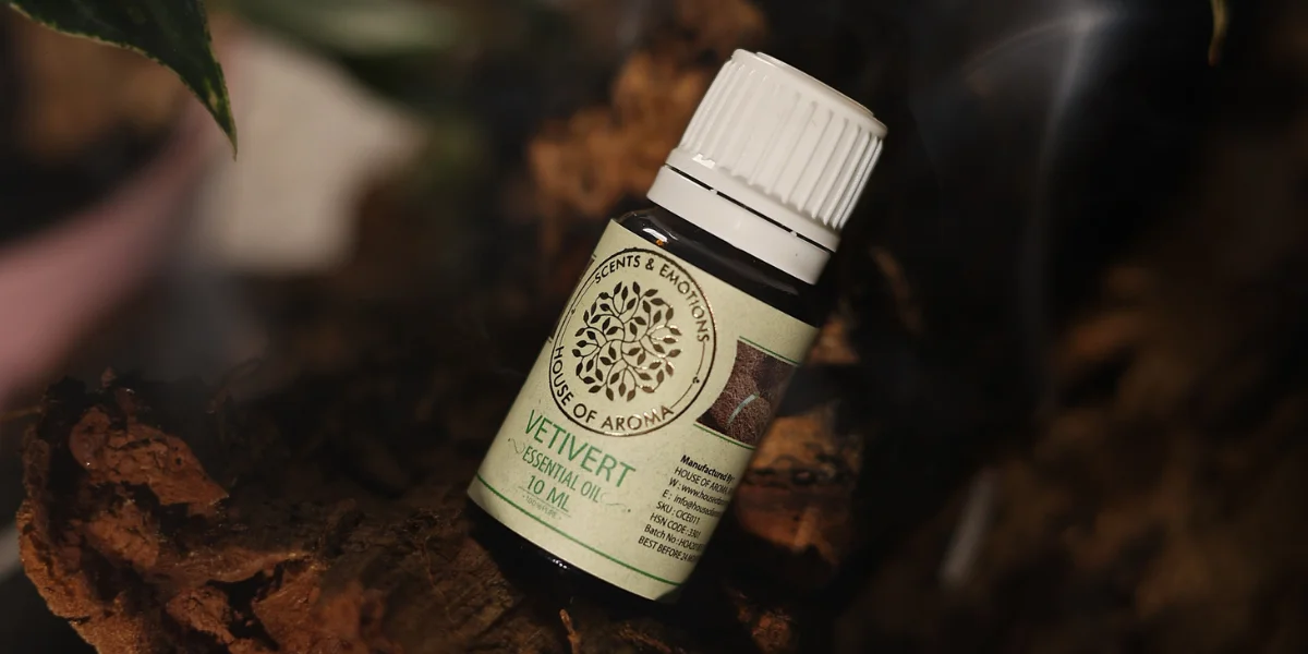 Essential oil for skin problems, healthy skin, best essential oil for skin repair, best essential oil for glowing skin, best essential oil for skin repair