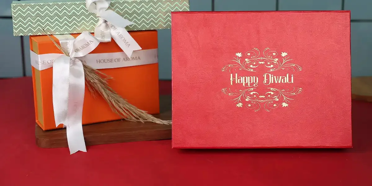 Luxurious Diwali Gifts, luxury Diwali gift ideas, fragrance gift sets for Diwali, aromatic candles for gifting, premium Diwali hampers online, eco-friendly Diwali candles India, luxury scented candles for home, Diwali corporate gifts premium, festive fragrance gift ideas, House of Aroma premium collection, unique Diwali home décor gifts