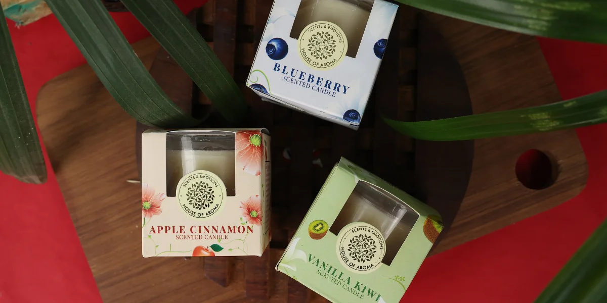 Wedding Gifts Home Decor, fruit fragrance candles, apple cinnamon candle, blueberry scented candle, vanilla kiwi candle, wedding gift ideas for couples, vibrant home d&eacute;cor, candles for men, fun wedding table d&eacute;cor, luxury home fragrance gift, exotic scented candles