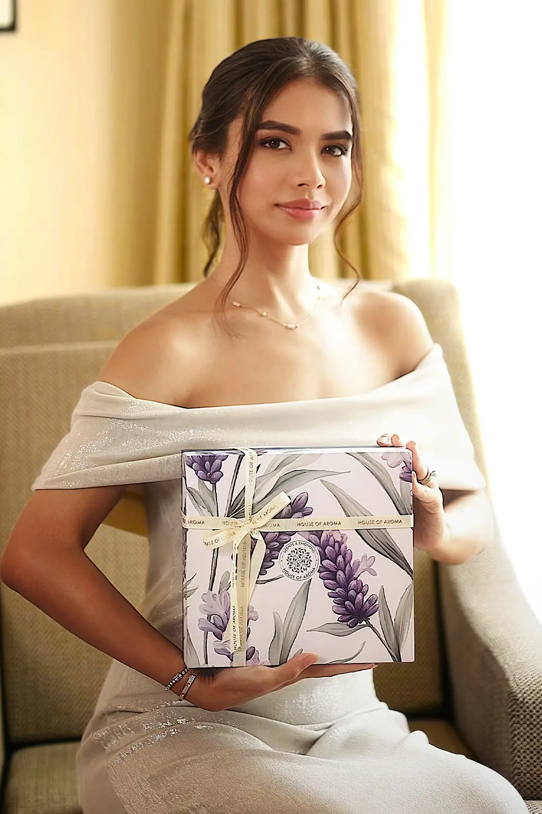 Deep Sleep Edit Gift Set, festive hamper boxes, aroma gift set, gift set for relaxing, gift hamper for women, gift box, house of aroma, diwali gift sets, relaxing gifts, gift hamper, diwali gift, stress relief gifts