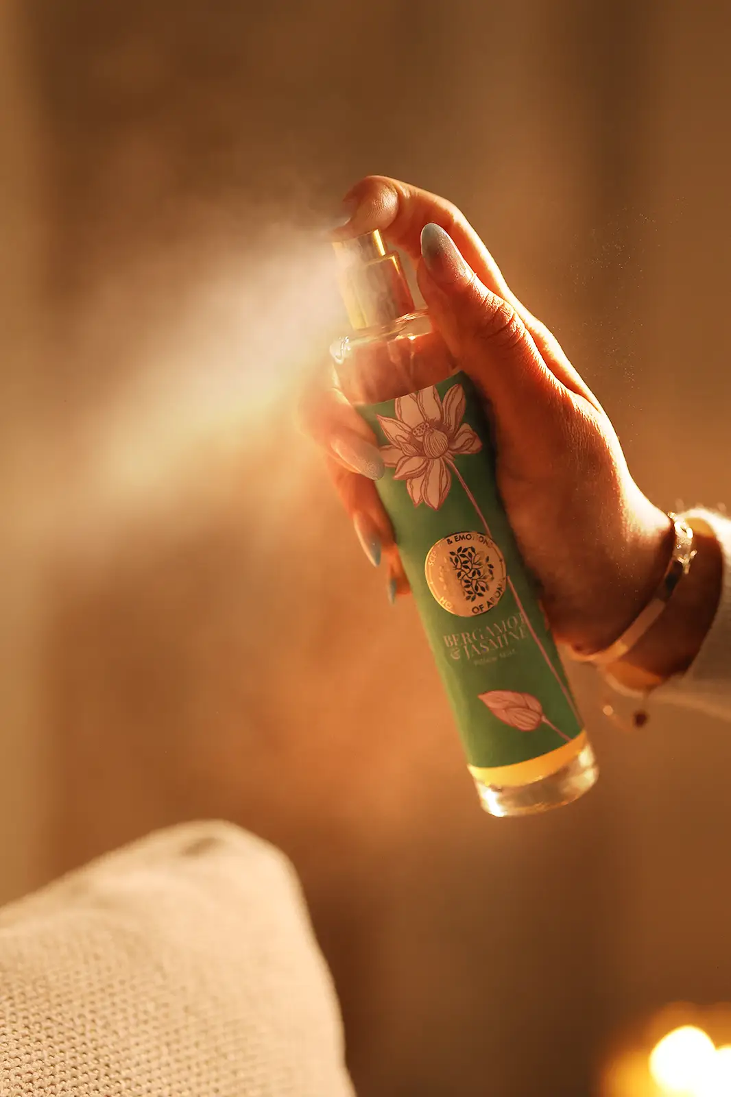 Natural Bergamot And Jasmine Pillow Mist Sleep Spray, Pillow Mist Spray Online, Pillow Spray For Deep Sleep, Fast Sleeping Spray, Deep Sleeping Spray, House Of Aroma