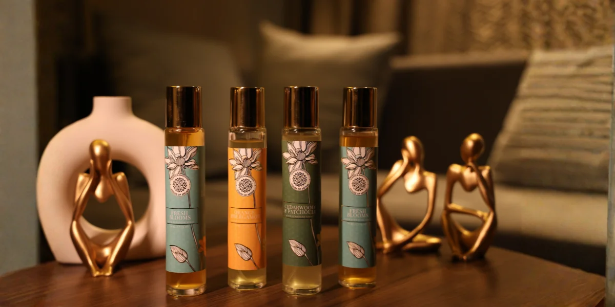 Natural Room Freshener Spray, Natural Room Freshener At Home, Natural Air Freshener Spray Recipe, Natural Room Deodorizer Spray, Room Spray Vs. Air Freshener