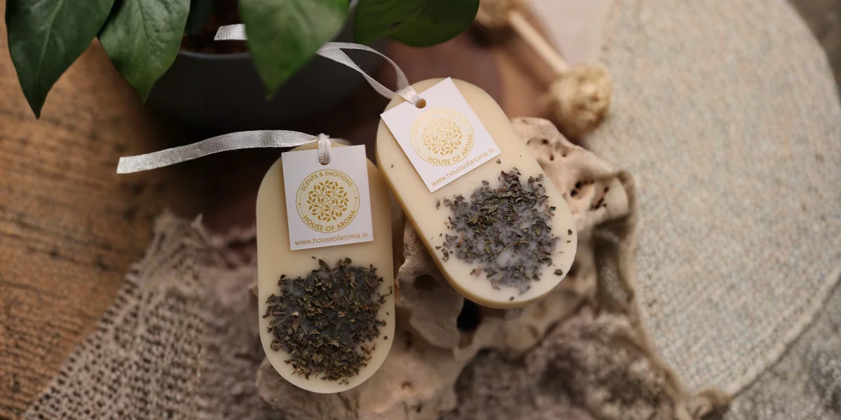 How To Keep Your Wardrobe Smelling Fresh, Fragrance For Wardrobe, Wardrobe Freshener Bars, Wax Tablets For Wardrobe, Closet Aroma Products, House Of Aroma