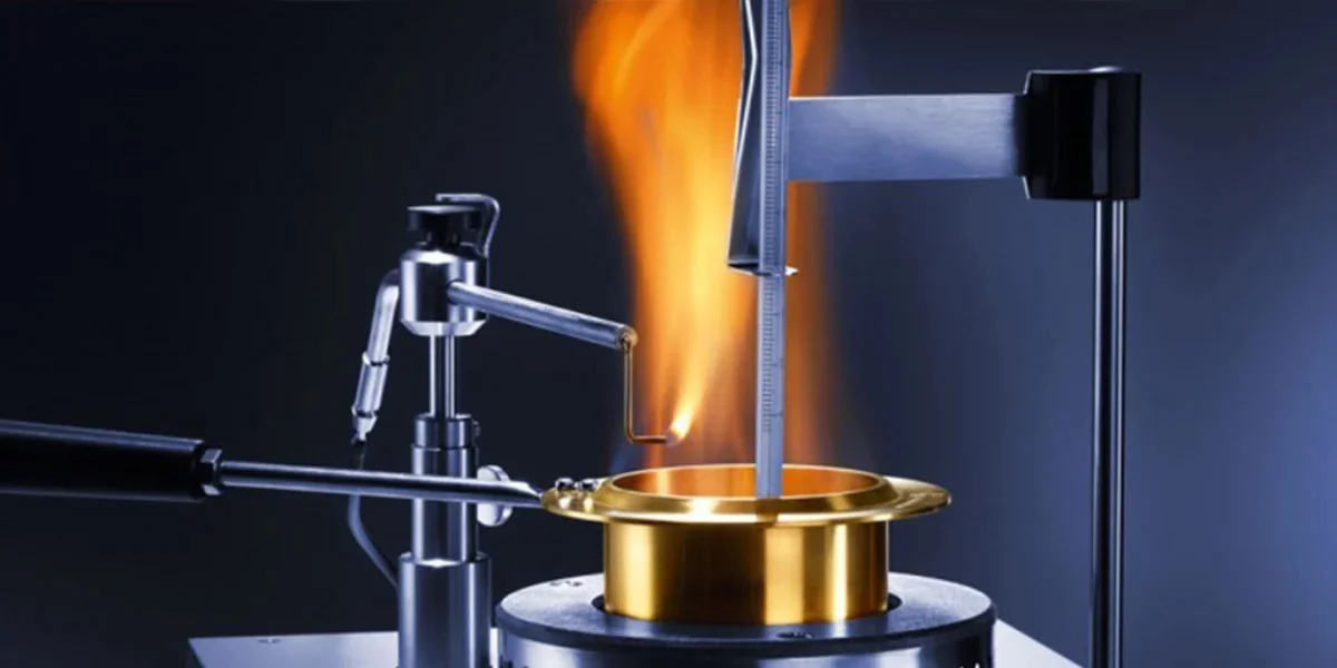 How is the flash point of fragrance oil determined